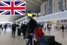 லண்டனில் இருந்து குடும்பத்தினருடன் திரும்பிய தமிழருக்கு கொரோனா உறுதி! தீவிரமாக பரவி வரும் அபாயம்