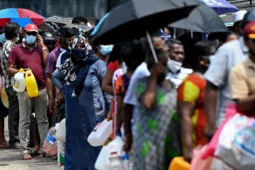 இலங்கை மக்கள் தெருக்களில் செத்து மடிவார்கள்! கடுமையான எச்சரிக்கை (Video)