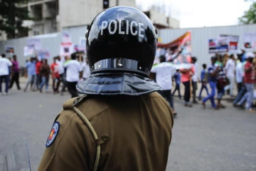 மதுபோதையில் இருந்த பொலிஸ் உத்தியோகத்தர் பணியிடை நீக்கம்!