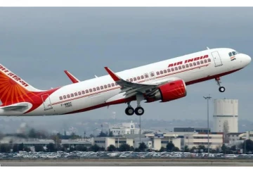 ஏர் இந்தியா விமான நிறுவனம் அதிகாரப்பூர்வமாக டாடா குழுமத்திடம் ஒப்படைப்பு