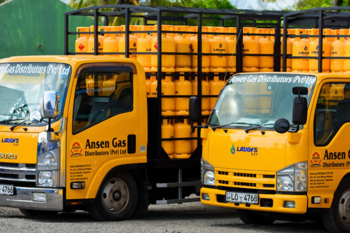 நுவரொலியா மாவட்டத்தில் முற்றாக முடங்கிய சமையல் எரிவாயு விநியோகம்! | Laugfs Gas Shortage Hits Nuwara Eliya District