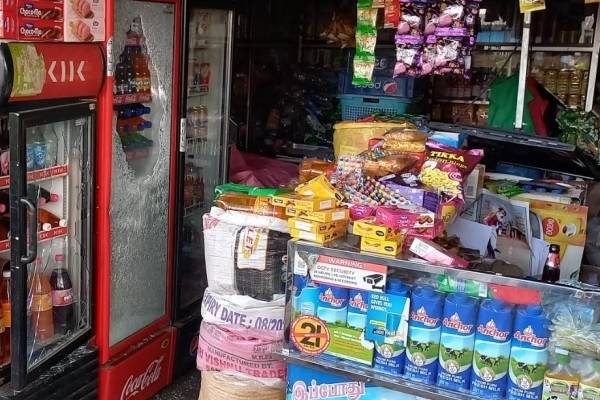 யாழில் நள்ளிரவில் அரங்கேறிய சம்பவம்; பொலிஸார் தீவிர விசாரணை!(Photos) | The Incident That Took Place At Midnight Jaffna