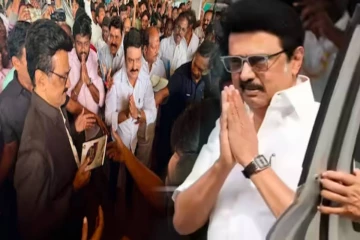 பேரன் பட்டமளிப்பு விழா - 10 நாள் பயணமாக லண்டன் புறப்பட்டார் மு.க. ஸ்டாலின்