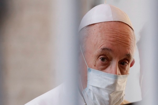 கனடா நோக்கி புறப்பட்டுள்ள பாப்பாண்டவர் | Pope Flies To Canada For Penitential Trip