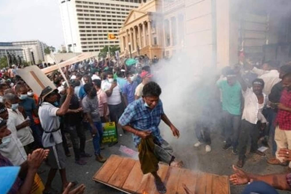 மாணவர் செயற்பாட்டாளர்களை விடுவிக்க உதவுமாறு சர்வதேசத்திடம் கோரிக்கை | International Appeal Help Free Student Activists