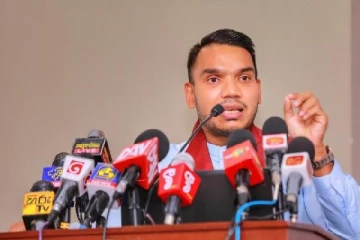 எதிர்க்கட்சியினர் அரசாங்கத்துக்கு எதிராக போடும் ஆட்டங்களால் எவ்வித பயனுமில்லை - நாமல் ராஜபக்ச