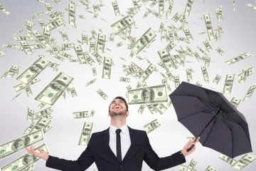 வேலை நேரத்தில் மது அருந்திய ஊழியருக்கு 42,000 பவுண்ட் இழப்பீடு வழங்க உத்தரவு!