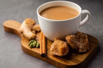 காலையில் வெறும் வயிற்றில் டீ, காபி குடிக்கலாமா? இந்த பிரச்சினை உள்ளவர்கள் தொடவே வேண்டாம்