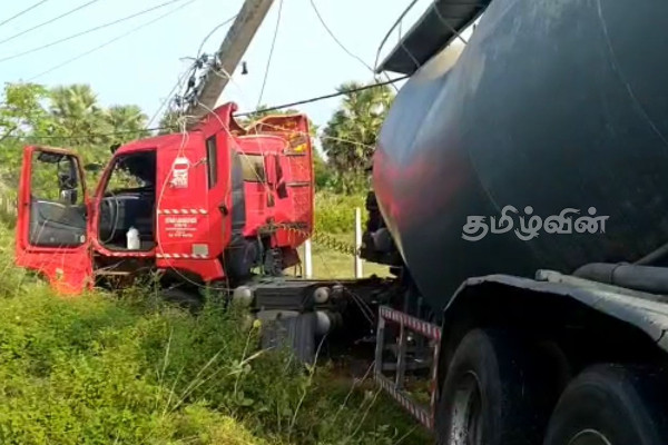 திருகோணமலை - அனுராதபுரம் பிரதான வீதியில் விபத்து: இருவர் வைத்தியசாலையில் | Accident On Trincomalee Anuradhapuram Road