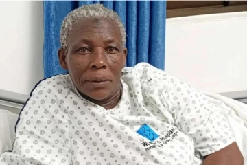 இரட்டைக் குழந்தைகளை பிரசவித்த 70 வயதுப் பெண்!