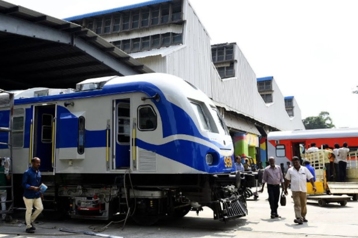 வடக்கிற்கான ரயில் சேவைகள் மீண்டும் வழமைக்கு | Northern Railway Services Return To Normal வடக்கிற்கான ரயில் சேவைகள் மீண்டும் வழமைக்கு | Northern Railway Services Return To Normal