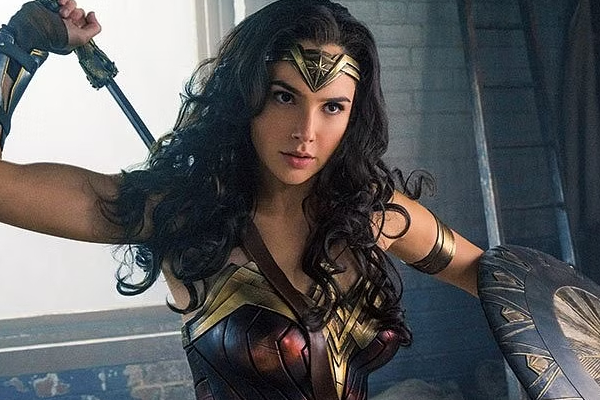 இஸ்ரேல் இராணுவத்தில் இணைந்த வொண்டர் வுமன் Gal Gadot | Wonder Woman Gal Gadot Joins The Israeli Army