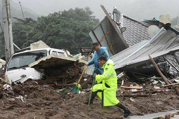 தென் கொரியாவில் வெள்ளம்; 33 பேர் உயிரிழப்பு | Floods In South Korea 33 People Lost Their Lives