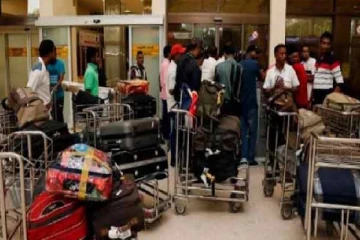 தொழில் தேடி வெளிநாடுகளுக்கு படையெடுக்கும் இலங்கையர்கள்