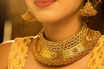 இரண்டு இலட்சத்தை அடைந்த தங்கத்தின் விலை! இன்றைய நிலவரம்