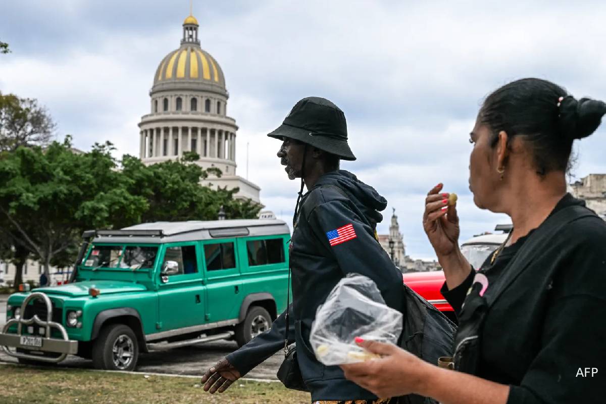 ட்ரம்பின் எதிர்ப்பை மீறி... கரீபியன் நாடொன்றிற்கு விரையும் ரஷ்ய எண்ணெய் கப்பல் | Russia Oil On Way Cuba Blockade