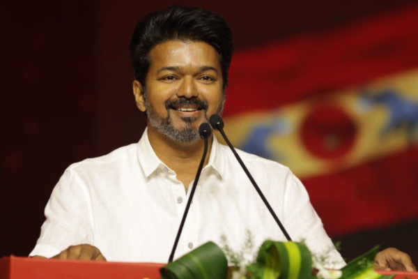 குவியும் தொண்டர்கள்! மதுரையில் த.வெ.கவின் இரண்டாவது மாநில மாநாடு | Tvk S 2Nd State Meet In Madurai Thalapathy Vijay