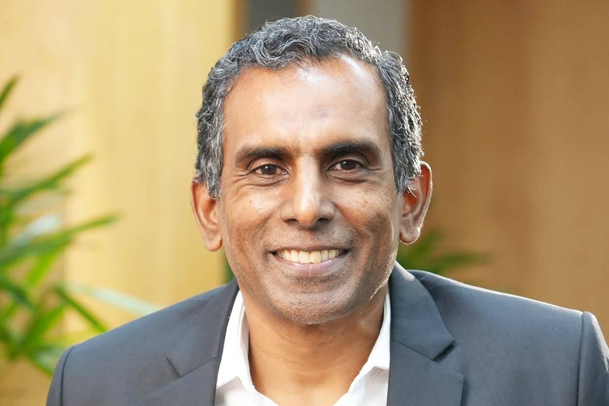 இந்தியாவின் பணக்கார குடும்ப பட்டியல் - முதல் 10 இடத்தில் 2 தமிழ் குடும்பம் | 2 Tn Familes In Top 10 India Most Valuable Family