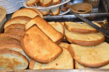 පාන් සම්බන්ධයෙන් සියලුම දිස්ත්‍රික්ක ලේකම්වරුන්ට කළ විශේෂ දැනුම්දීම..