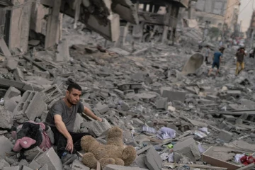 அரங்கேறும் பெரும் பேரழிவு : காசா போரை நிறுத்த இரண்டு நாடுகள் தீவிர முயற்சி