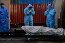 கொரோனாவினால் உயிரிழந்தவர்களை அடக்கம் செய்யஅனுமதி வழங்கப்படவில்லை!