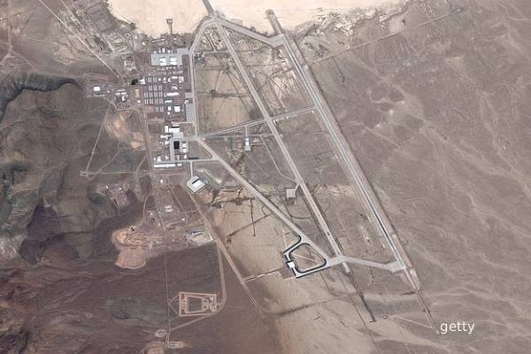 ஏலியன்கள் இருப்பது உண்மை... முன்னாள் அமெரிக்க ஜனாதிபதி ஒபாமா திட்டவட்டம் | Obama Declares Aliens Are Real