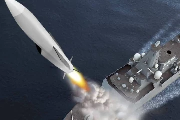 ஆபத்தான STRATUS ஏவுகணைகளுடன்... ரஷ்ய நீர்மூழ்கிகளை வேட்டையாடும் பிரித்தானியக் கடற்படை