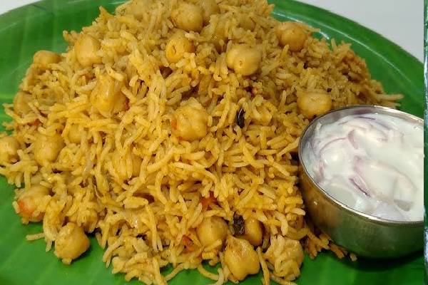 அசைவமே தோற்றுப்போகும் சுவையில் கொண்டைக்கடலை பிரியாணி... எப்படி செய்வது? | Tasty And Healthy Channa Biryani Recipe In Tamil
