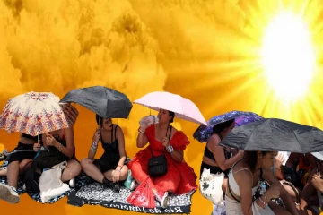 வெளிநாடொன்றில் மக்களை வீடுகளை விட்டு வெளியே வரவேண்டாமென எச்சரிக்கை