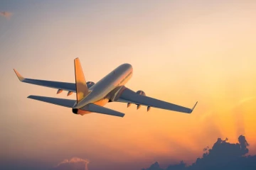 ஈரான் வான்வெளி பகுதியளவு திறப்பு ; விமான போக்குவரத்து மீண்டும் தொடக்கம்