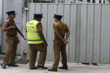 தாய் மயங்கிய நிலையில் வீட்டிற்குள் : மகன் குடும்பத்துடன் தப்பியோட்டம்