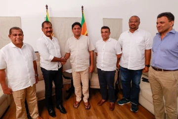 சஜித்துடன் இணைந்தார் மற்றுமொரு முன்னாள் இராணுவ தளபதி