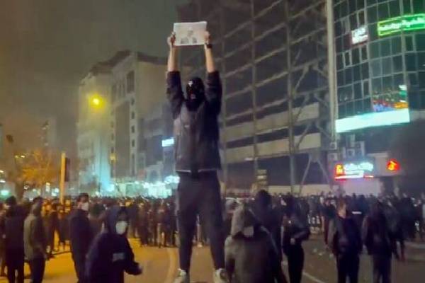 மக்கள் போராட்ட ஒடுக்கல் ; ஈரானுக்கு எதிராக EU கடும் நிலைப்பாடு | Eu Tough Stance Against Iran Crackdown Protests