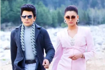 தி லெஜண்ட் திரைப்படத்தில் எவ்வளவு கொடுத்தாலும் நடிக்க மாட்டேன் என சொன்ன டாப் நடிகை !