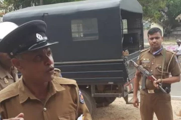 திருகோணமலையில் மூன்று பிள்ளைகளின் தாயொருவர் அதிரடியாக  கைது!