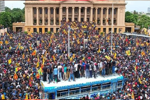 இலங்கை உட்பட மூன்று நாடுகளுக்கான ஒரே வரிவிதிப்பு: எப்படி தேர்வு செய்தார் ட்ரம்ப் | How Trump Chose Similar Tariffs On Three Countries