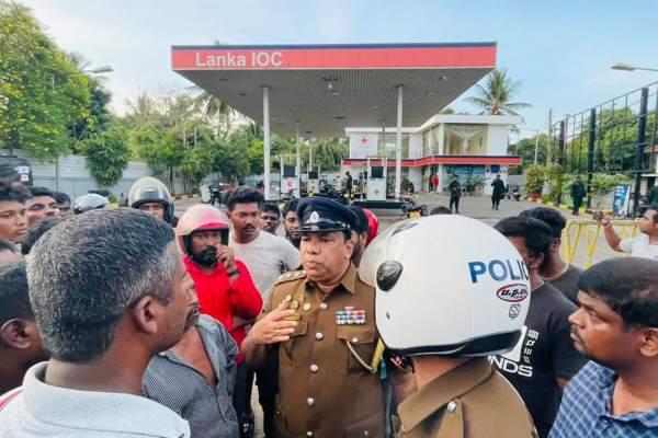 யாழில் எரிபொருள் நிரப்பு ஊழியருடன் முரண்பாடு ; ஒரு வருடத்தின் பின் அரங்கேறிய சம்பவம் | Disagreement With Supplementary Staff