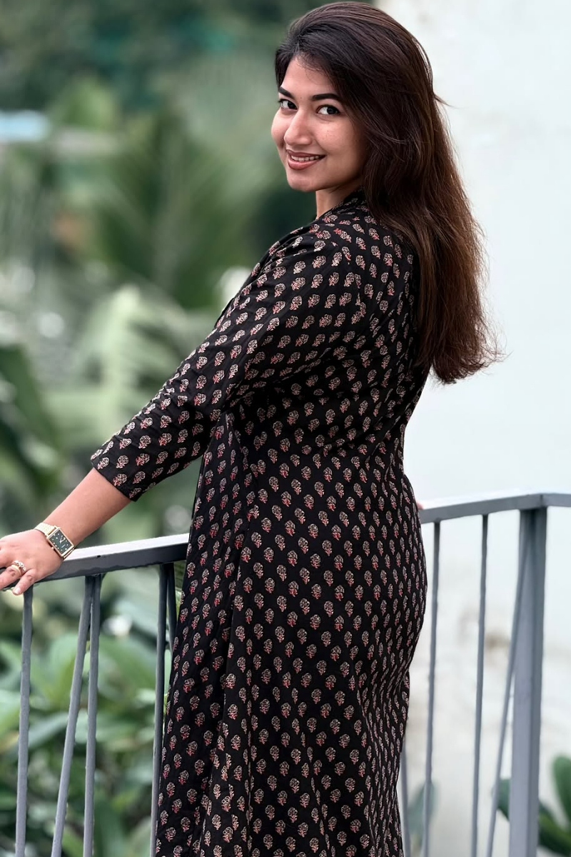 உடல் எடையை குறைத்து ஆளே மாறிப்போன நடிகை கிராஸ் ஆண்டனி.. நீங்களே பாருங்க | Grace Antony Weight Loss Photo Gone Viral உடல் எடையை குறைத்து ஆளே மாறிப்போன நடிகை கிராஸ் ஆண்டனி.. நீங்களே பாருங்க | Grace Antony Weight Loss Photo Gone Viral