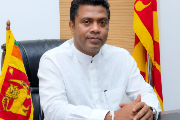 எமது அரசாங்கத்தை அசைக்கவே முடியாது! விஜயதாஸவின் நகைப்புக்குரிய பேச்சுக்கு நளிந்தவின் பதிலடி | Government Cannot Vijayadasa Speech Ridiclous