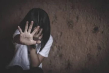 11-ம் வகுப்பு மாணவி பாலியல் வன்கொடுமை - மதுபோதையில் ஆசிரியர் செய்த உச்சகட்ட கொடூரம்!