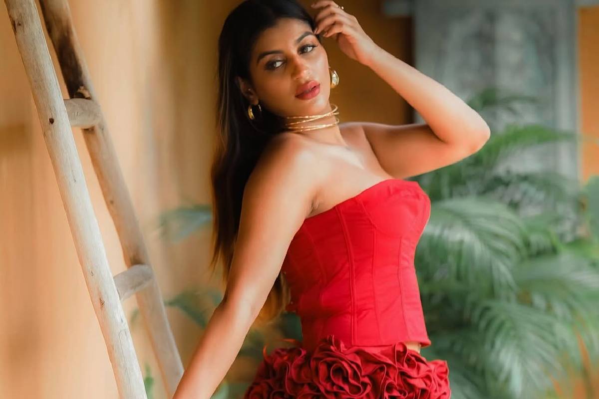 ஆம்பளையே வேணாம்...என் வீட்ல ஆல்கஹால் இருக்கு!! கசப்பான அனுபவத்தை கூறிய யாஷிகா... | Yashika Aannand Opens Up Breakup And Relationship