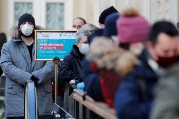 ஒரே நாளில் ரஷ்யாவில் உயர்ந்த கொரோனா பாதிப்பு - அதிகரிக்க காரணம் என்ன?