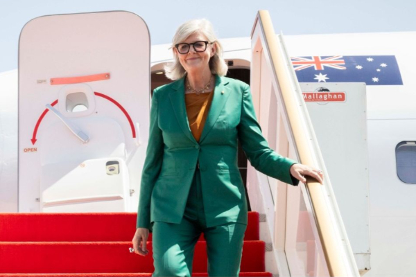 இலங்கையை வந்தடைந்தார் ஆஸ்திரேலிய ஆளுநர் | Australian Governor Arrives In Sri Lanka