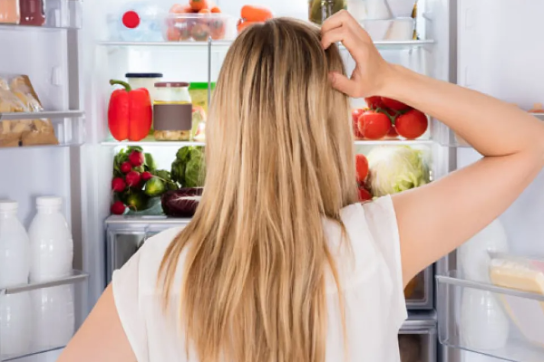 தயவு செய்து பிரிட்ஜில் இதையெல்லாம் வைத்து விடாதீர்கள்! இவ்வளவு இருக்கா? | This Food Items That Should Not Be Kept In Fridge