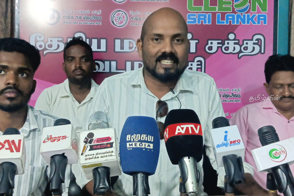 கரவெட்டி மக்கள் எதிர்நோக்கும் நீர் வடிந்தோடல் சிக்கல் - விரைவில் தீர்வு காண நடவடிக்கை..! | People Karavetti Are Facing Water Drainage Problem கரவெட்டி மக்கள் எதிர்நோக்கும் நீர் வடிந்தோடல் சிக்கல் - விரைவில் தீர்வு காண நடவடிக்கை..! | People Karavetti Are Facing Water Drainage Problem