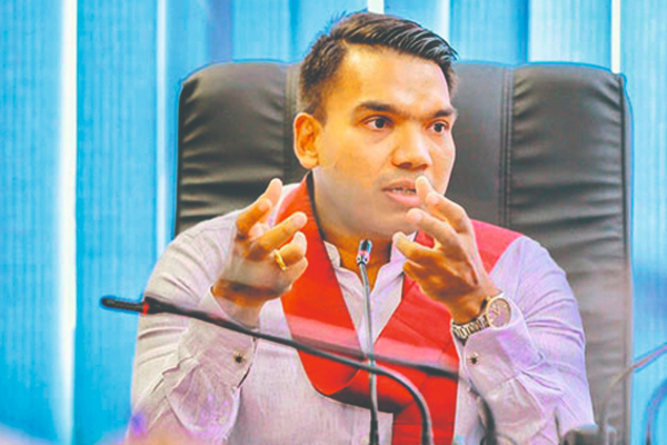 இந்தியாவிற்குச் சென்ற நாமலுக்கு CID அழைப்பாணை - அரசியல் பழிவாங்கல் ஆரம்பம் | Namal Called The Cid When He Is In India