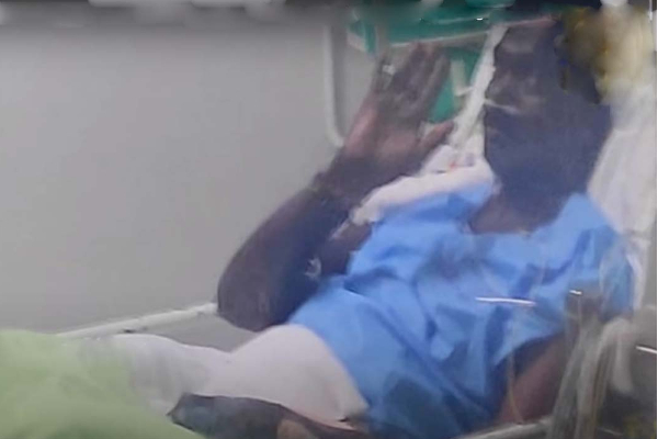 மருத்துவமனையில் வாவா சுரேஷ் எப்படி இருக்கிறார்? வெளியான புகைப்படம் | Snake Catcher Va Va Suresh Hospital Photo Release