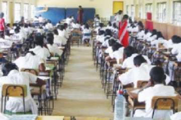 බස්නාහිර පළාතේ පාසල් වල විභග කල් යයි.