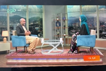 மீண்டும்..! இணையத்தில் வைரலாகும் ஆப்கானிஸ்தான் தொலைக்காட்சி நிகழ்ச்சியின் போது எடுக்கப்பட்ட புகைப்படம்