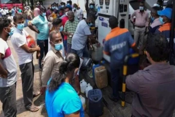 இராணுவப் பாதுகாப்பில் பெற்றோல் நிலையங்கள்